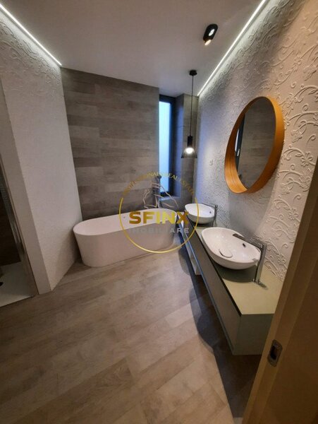 Pipera Acum si la vanzare, vila stil mediteranean, in campus cu piscina acoperita