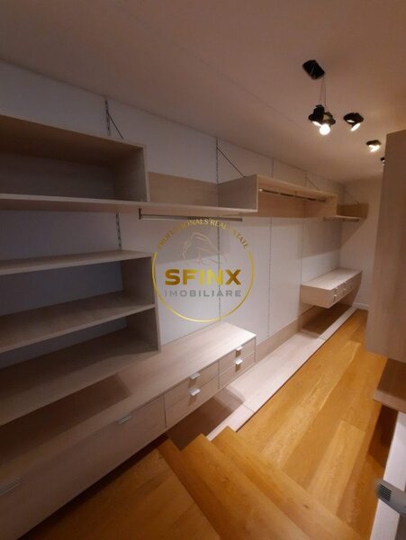 Pipera Acum si la vanzare, vila stil mediteranean, in campus cu piscina acoperita